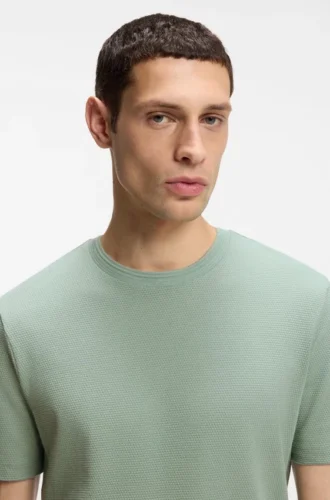 T-shirt i bomullsblandning med bubbeljacquardstruktur