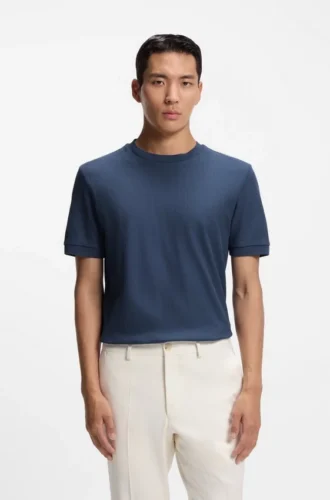 T-shirt i regular fit i strukturerad bomull