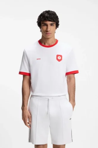 T-shirt i stretchbomull med landsflagga och logotyp