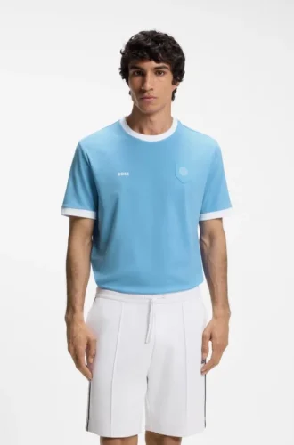 T-shirt i stretchbomull med landsflagga och logotyp