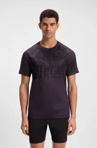 T-shirt i stretchmesh med smal passform och heltryck