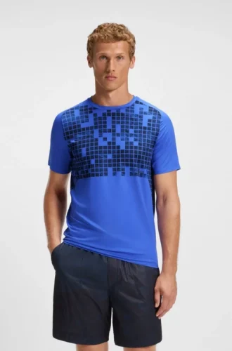 T-shirt i stretchmesh med smal passform och heltryck