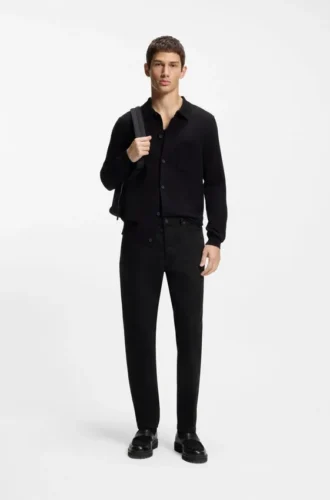 Tapered-fit-jeans i stretchdenim som behåller sin svarta färg