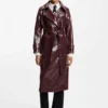 Trenchcoat i konstläder med dubbelknäppning
