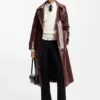 Trenchcoat i konstläder med dubbelknäppning
