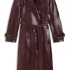 Trenchcoat i konstläder med dubbelknäppning