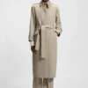 Trenchcoat i ny ull med bälte