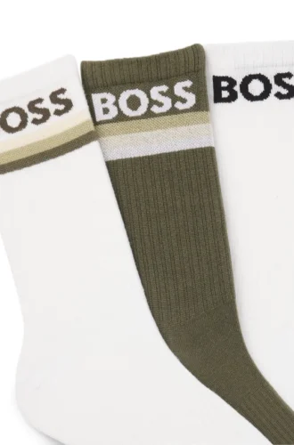 Trepack ankelstrumpor i bambublandning med logotyper