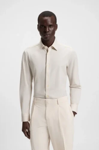 Tryckt slim fit-skjorta i funktionsstretch