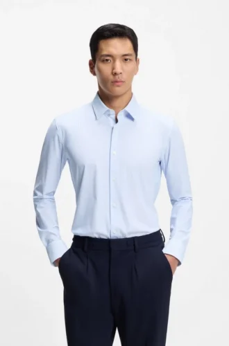 Tryckt slim fit-skjorta i stretchig funktionsjersey