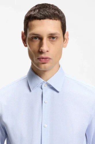 Tryckt slim fit-skjorta i stretchig funktionsjersey