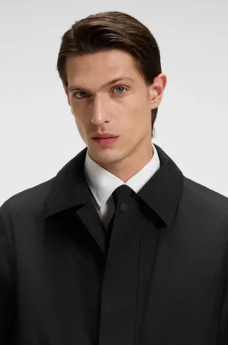Vattenavvisande kappa med krage i GORE-TEX®