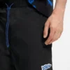 Vattenavvisande shorts med flagglogotyp